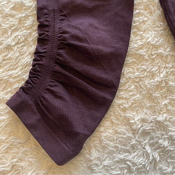 Lululemon In The Flow Crop II Heathered Berry Yum Yum Size 4 - Picture 5 of 9